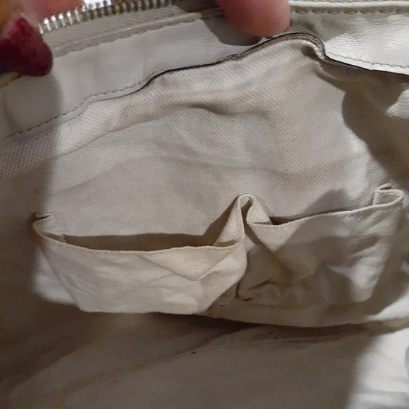 GUCCI cream leather shoulder bag - Picture 8 of 8